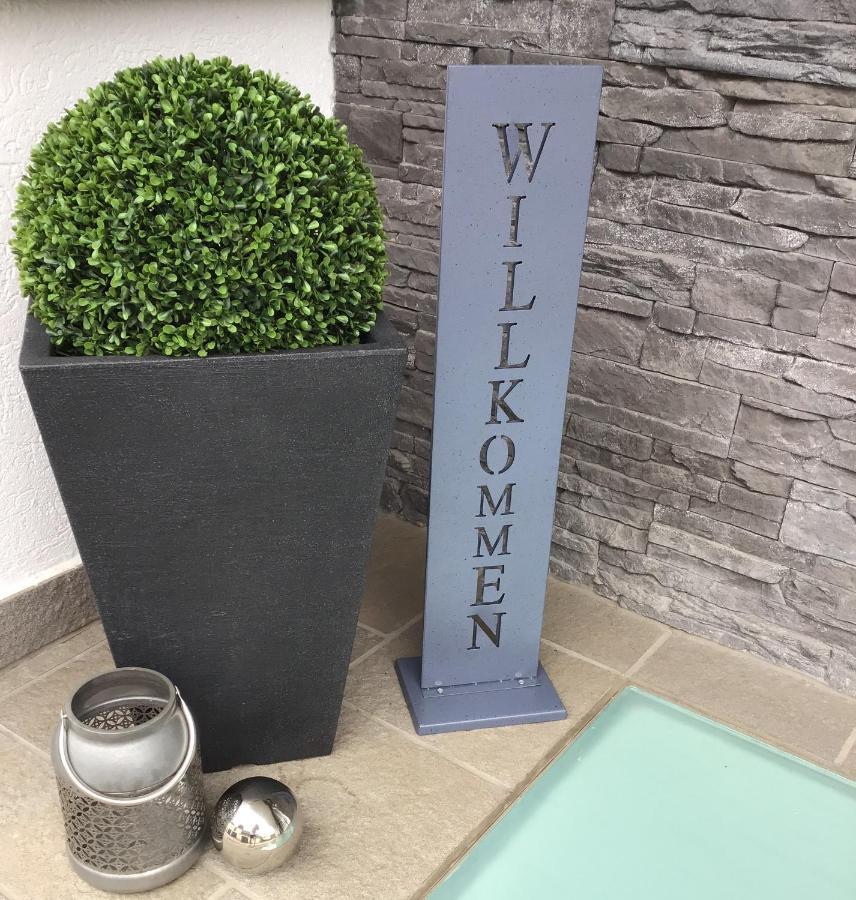 Ferienwohnung Entenquack Weisel Exterior photo